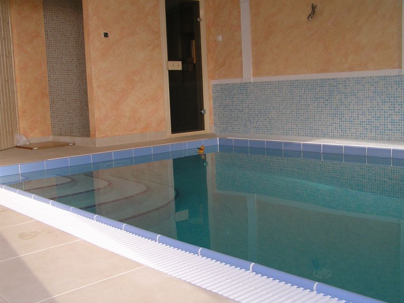Referencia: Interiérový mozaikový bazén a wellness, Bratislava